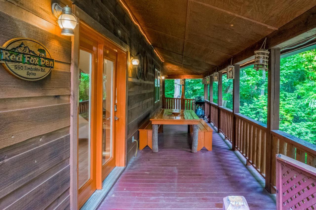 Ferienhaus Red Fox Den *